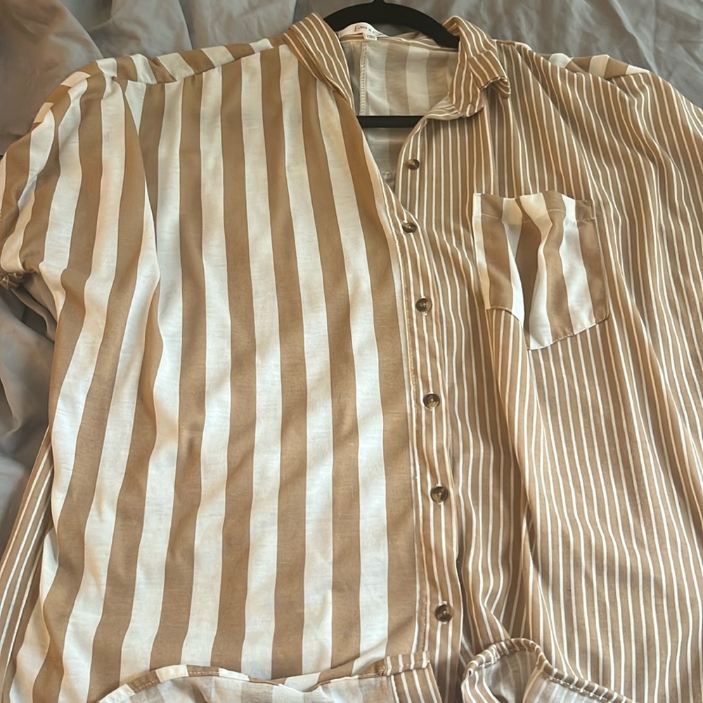 Eden&olivia (medium )size striped shirt in mint condition